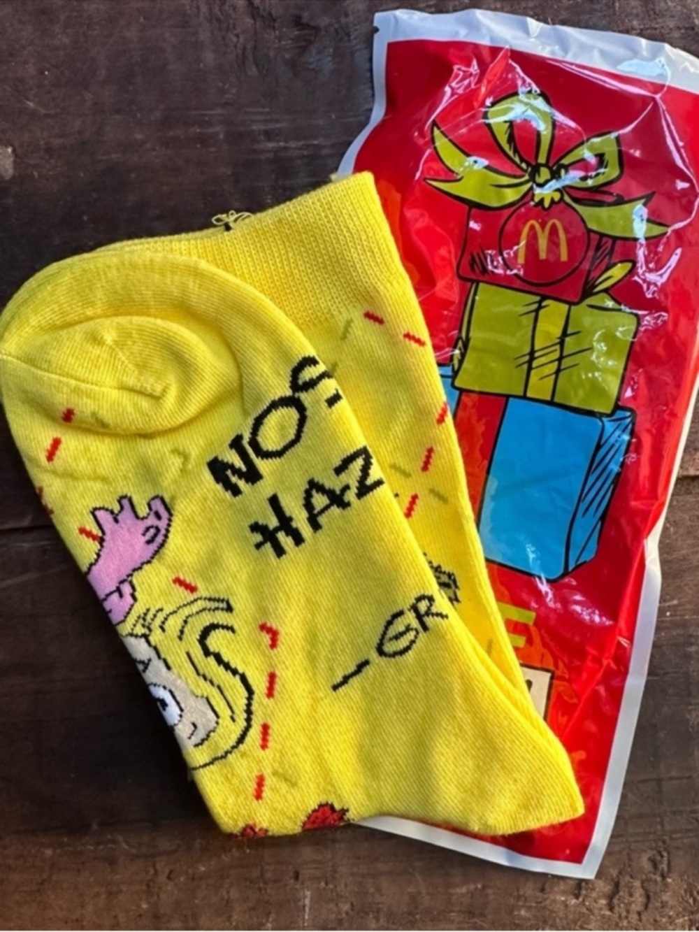 Yellow McDonald’s x The Grinch Holiday Socks 1 Pair